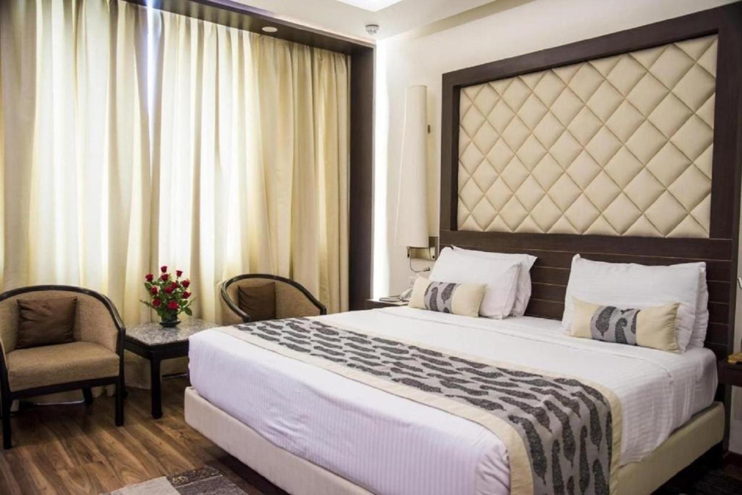 Hotel Costaa La Cage Near Delhi Airport By Gross Group Neu-Delhi Exterior foto
